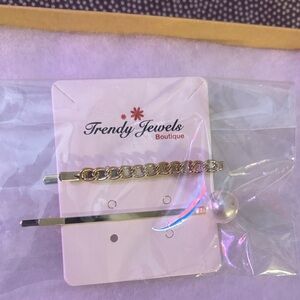 Trendy Jewels Gold and Silver Pearl Hair Clips